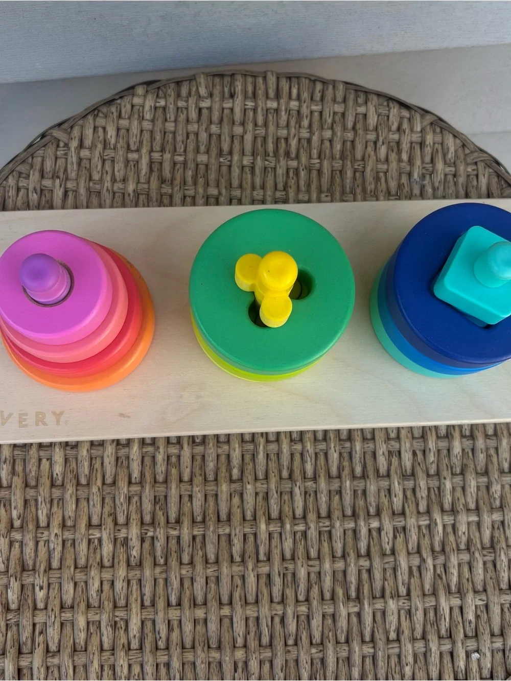 Lovevery Twist & Pivot Pattern Puzzle Wooden Montessori Toy The Investigator